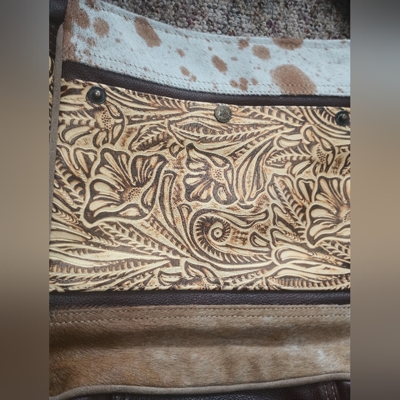 Myra Leather & Hairon Bag - Picture 6 of 10